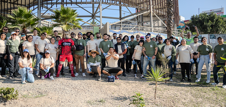 Confie employees volunteer at Santa Fe Park in Tijuana, participating in cleanup and improvement activities as part of the company's Social Responsibility Program.